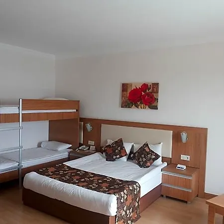 Cenger Hotel Odaonu